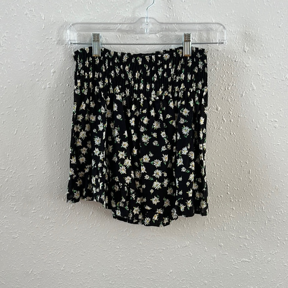 Medium bottoms and XS top set from wild fable